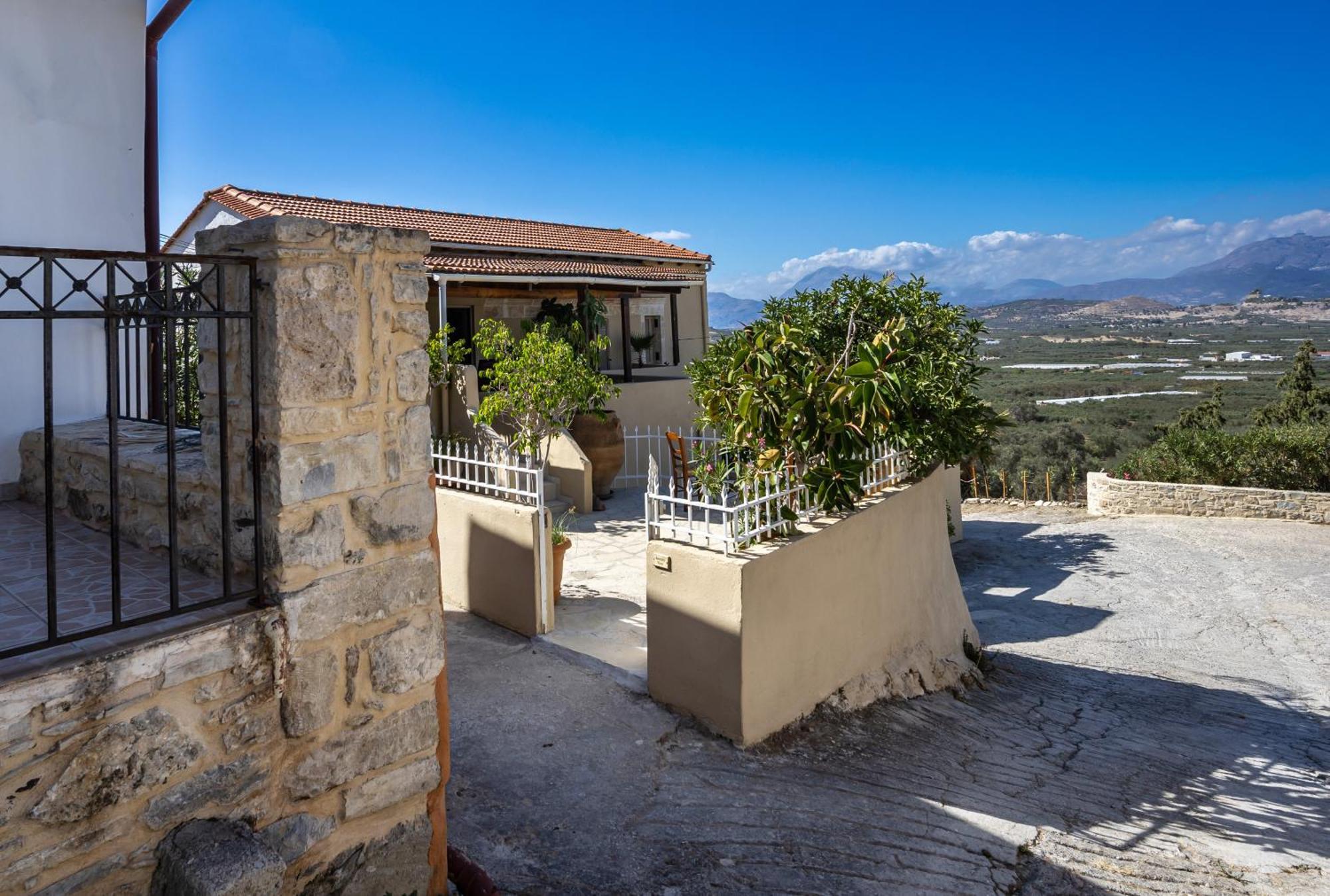 Serenity View - Traditional Village Apartment Kouses Экстерьер фото
